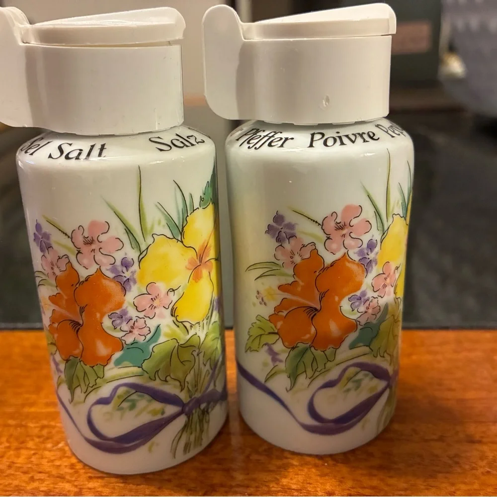 German Porcelain Signed Lindner Handarbeit Salt & Pepper Shaker